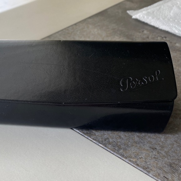 Persol - Picture 5 of 5